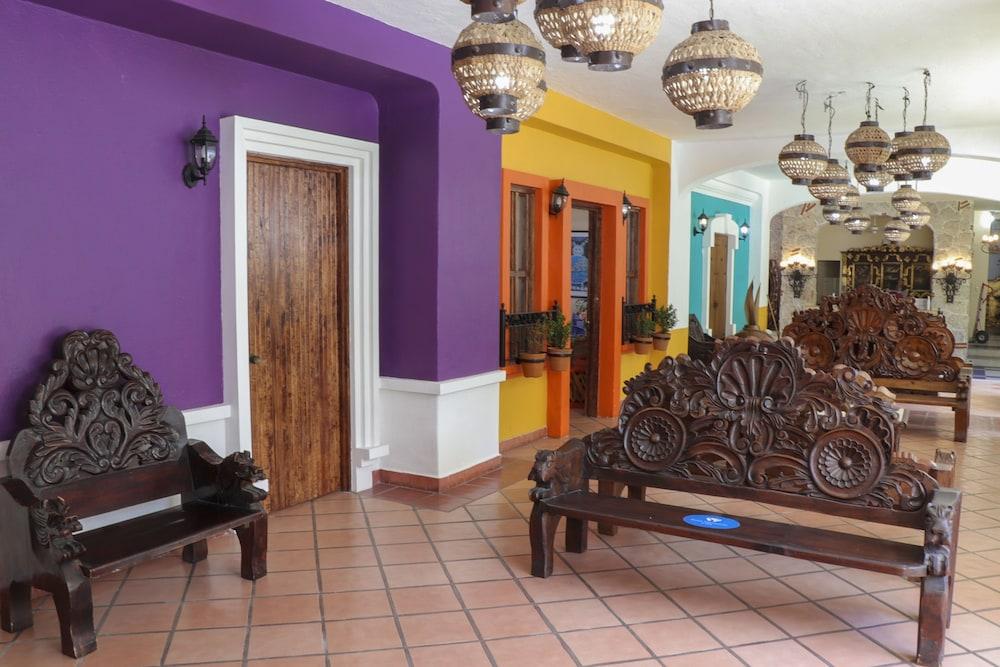 lobby