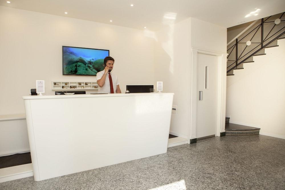 lobby