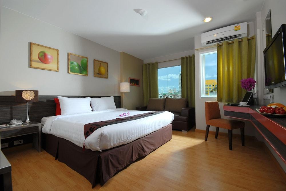 rooms