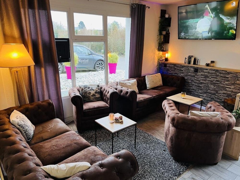 lounge
