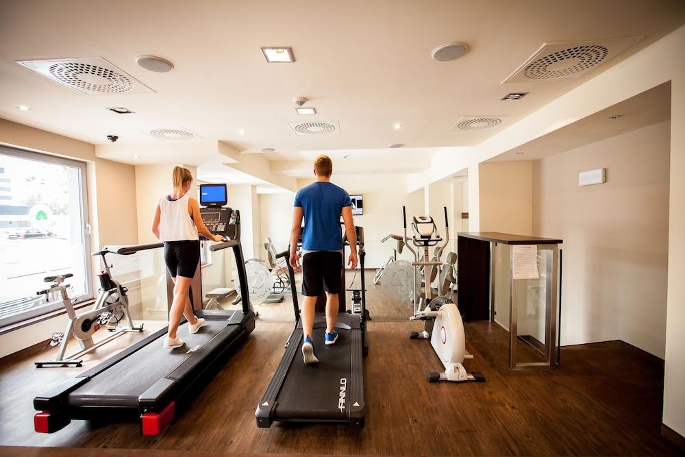 sport_facililities