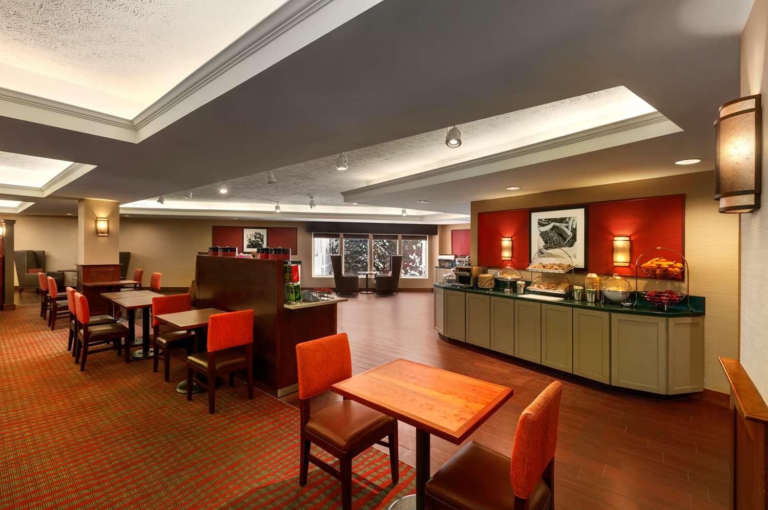 restaurant cafeteria