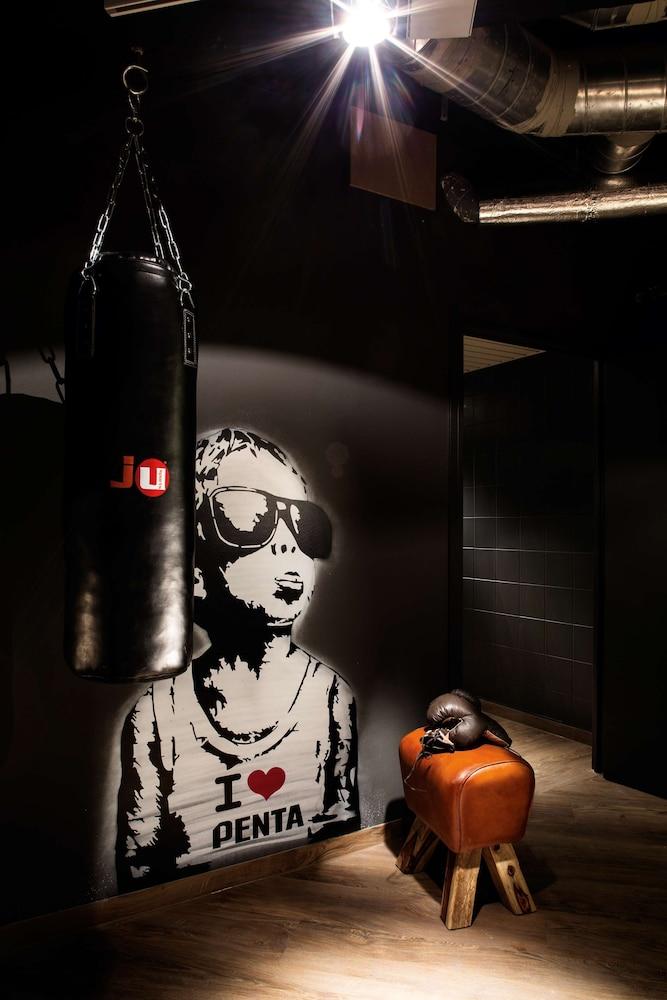 garage