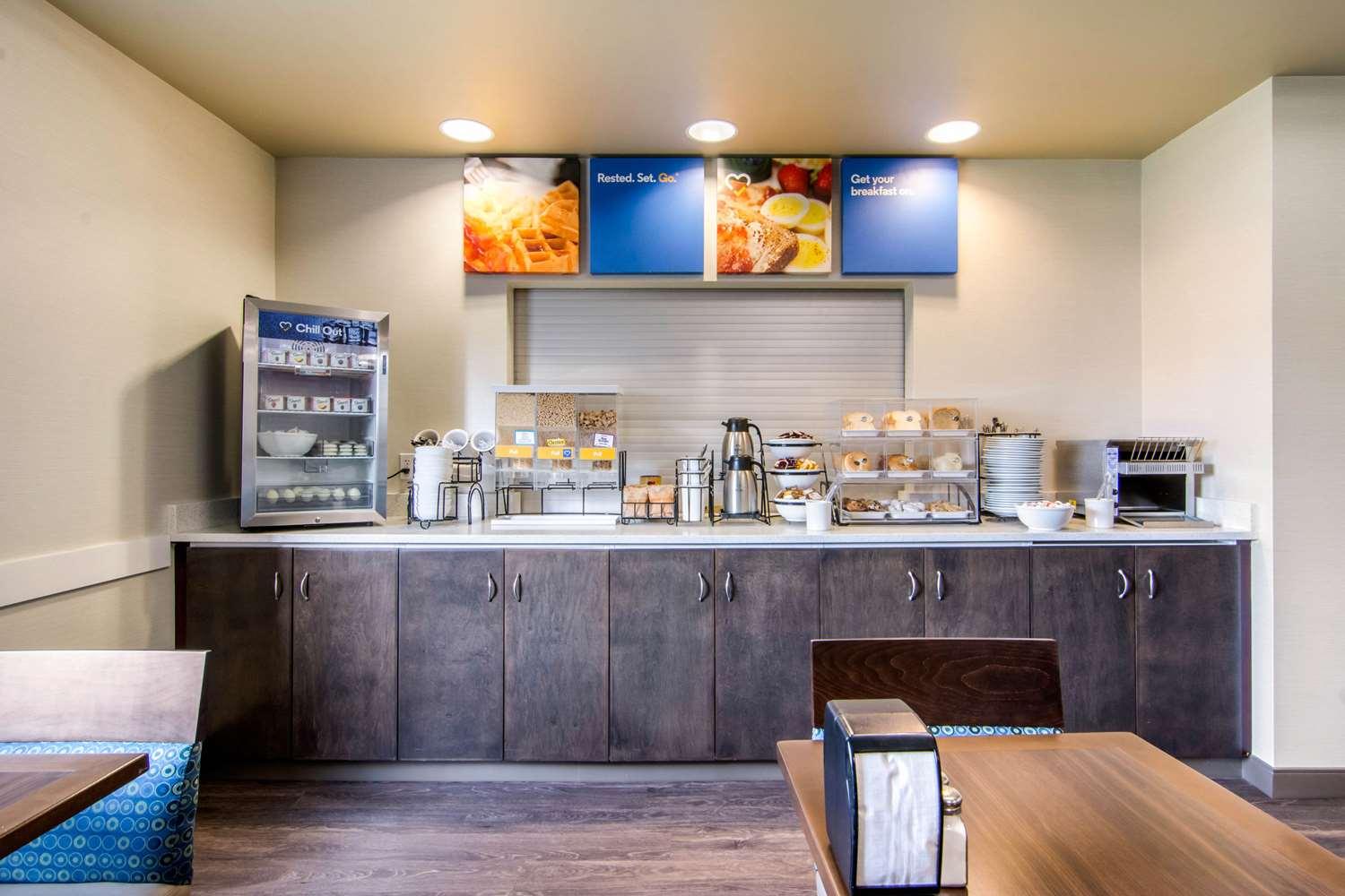 restaurant cafeteria