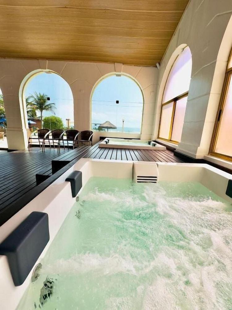 swimming pool spa