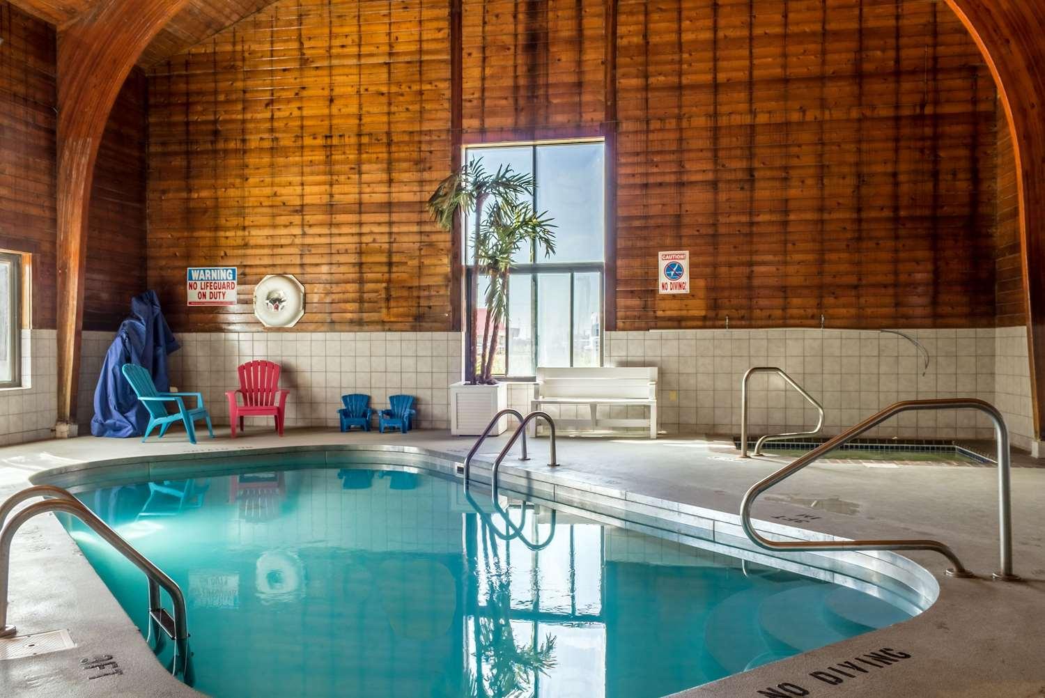 swimming pool spa