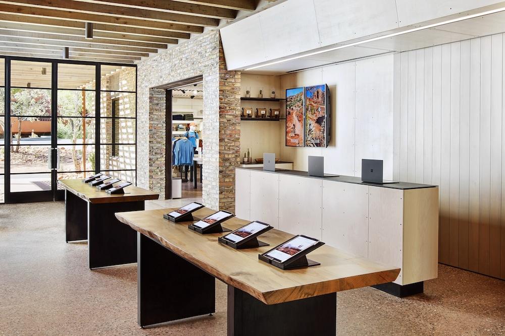 lobby