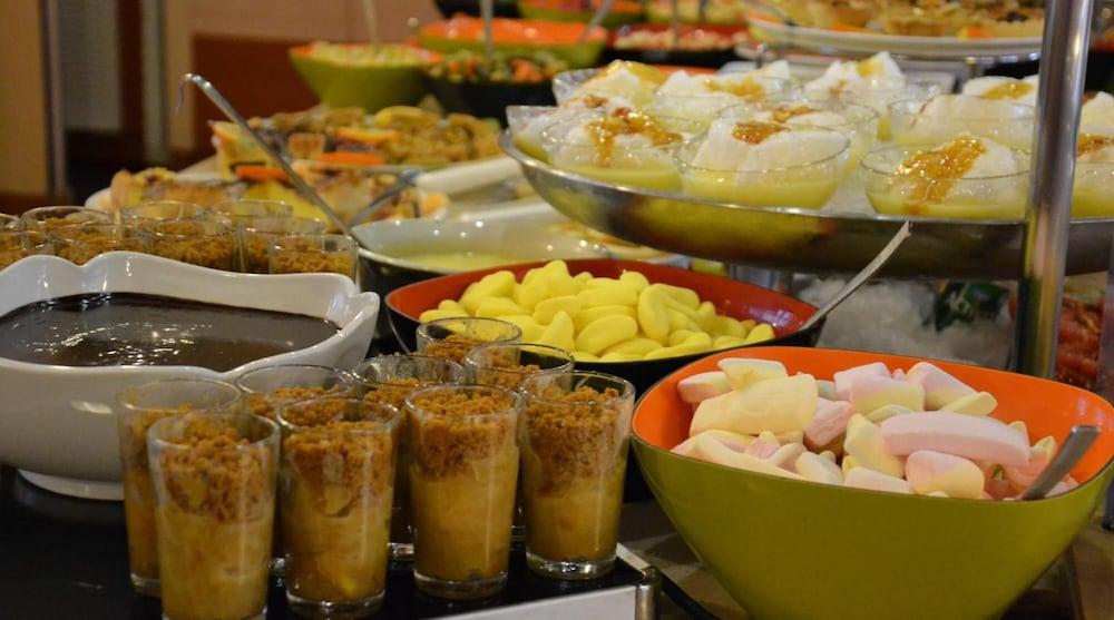restaurant-cafeteria