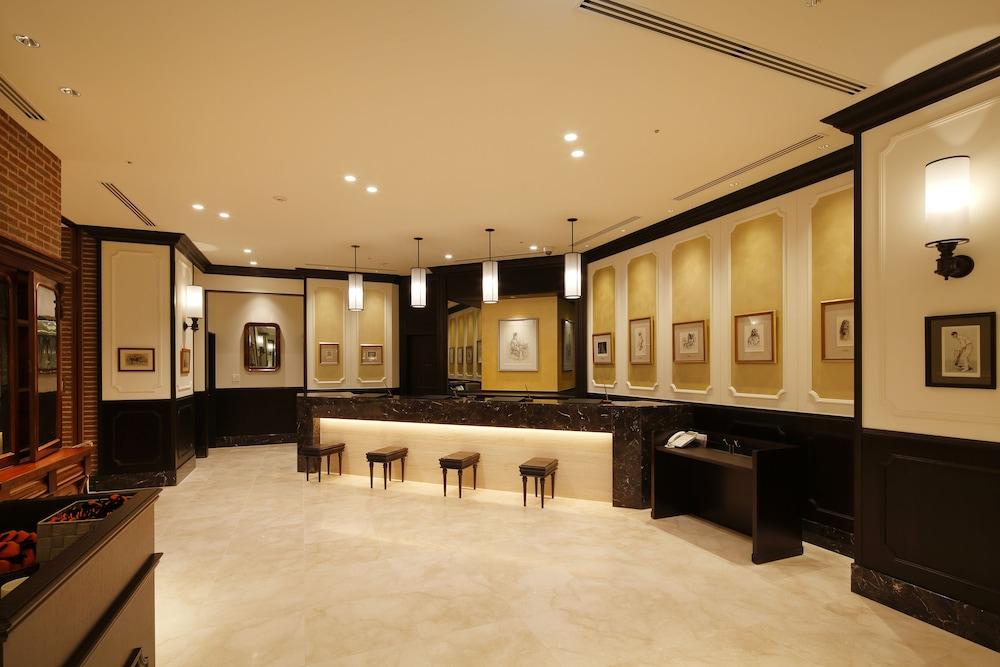 lobby