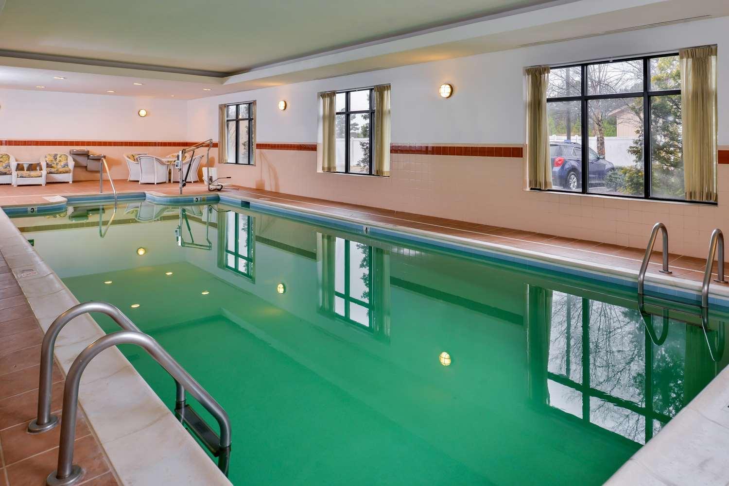 swimming pool spa
