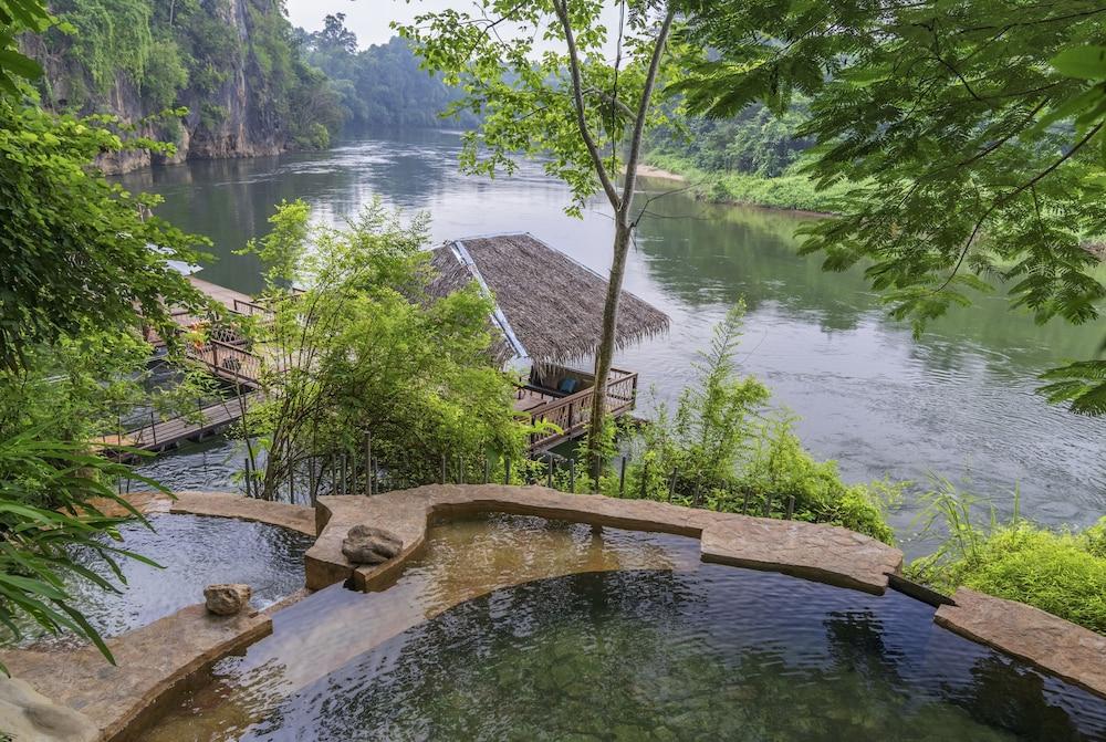swimming pool spa