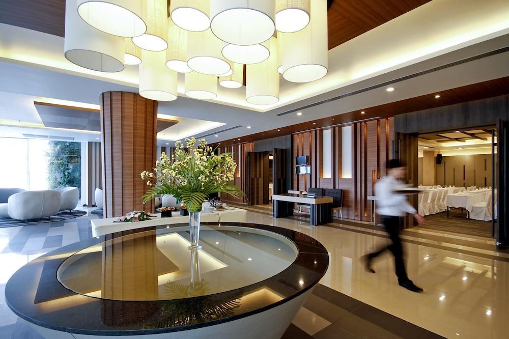 lobby