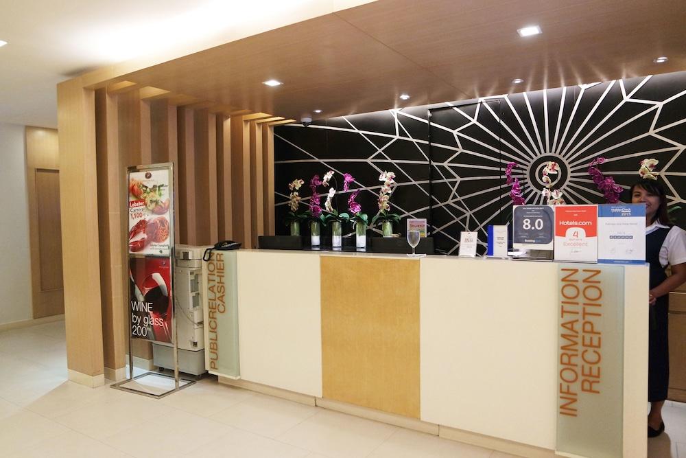 lobby