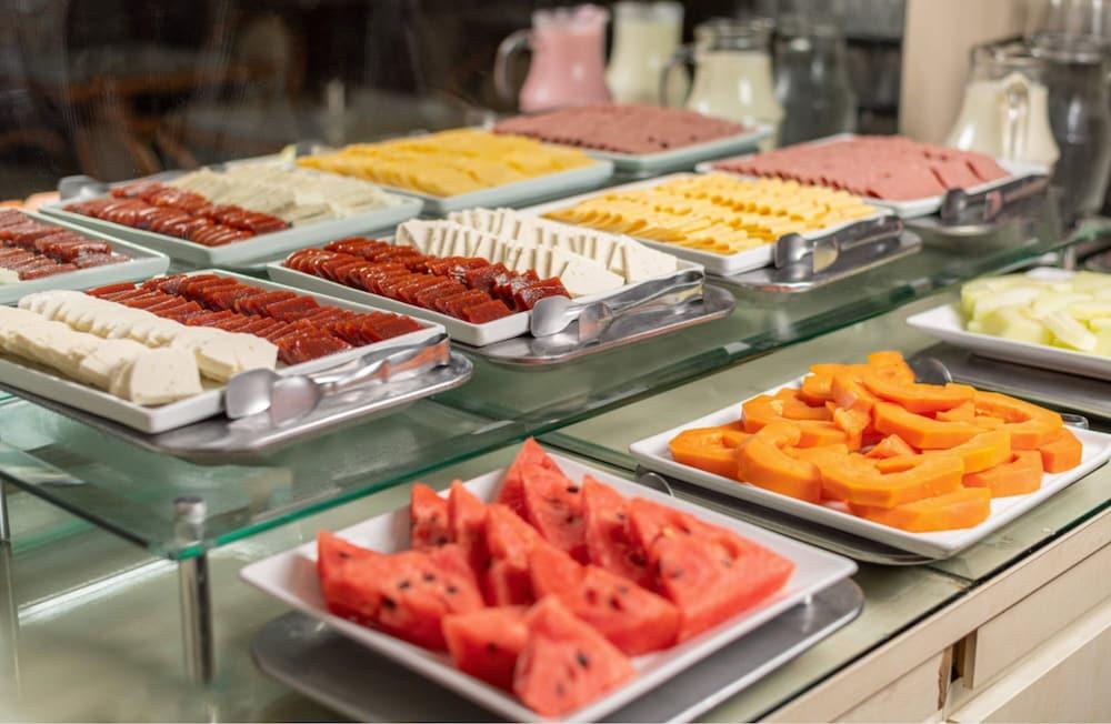 restaurant-cafeteria
