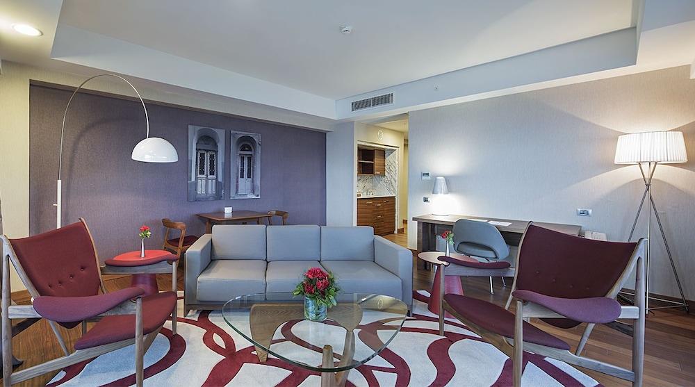 lounge