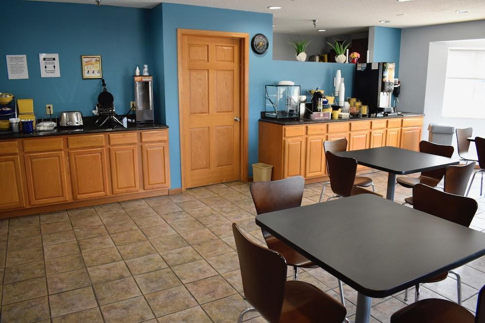 restaurant-cafeteria