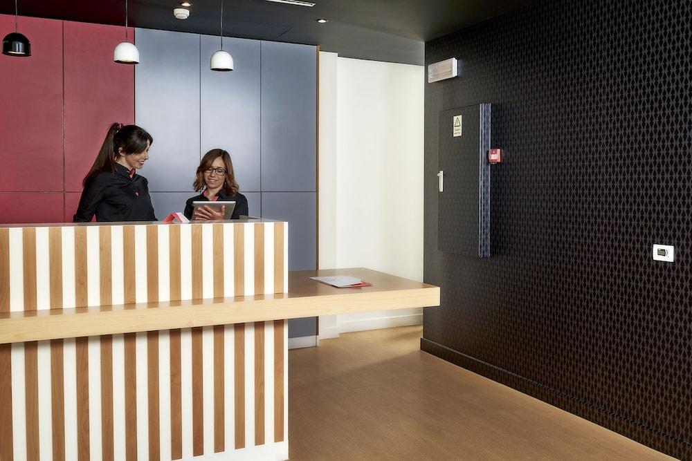lobby