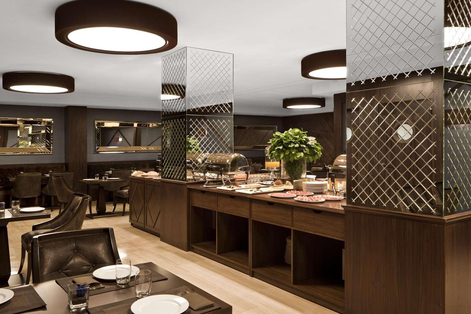 restaurant cafeteria