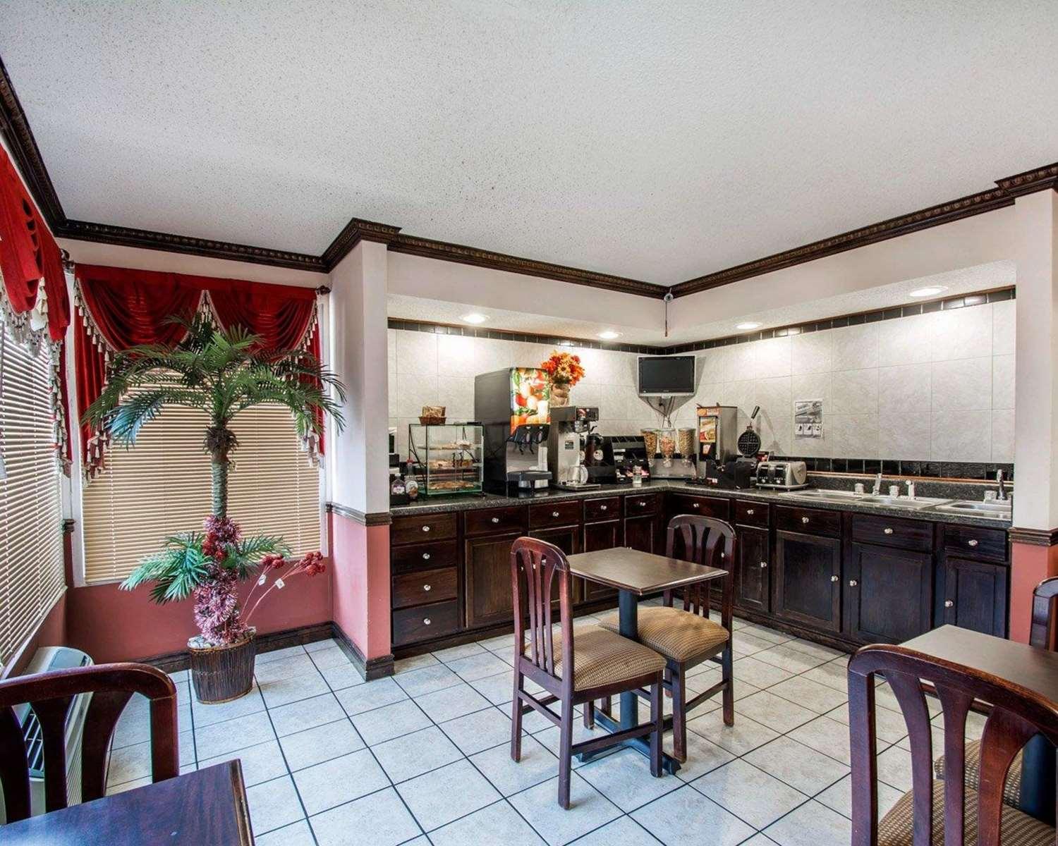 restaurant cafeteria