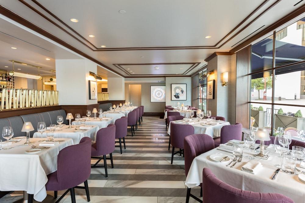 restaurant cafeteria