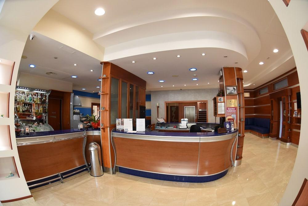 lobby