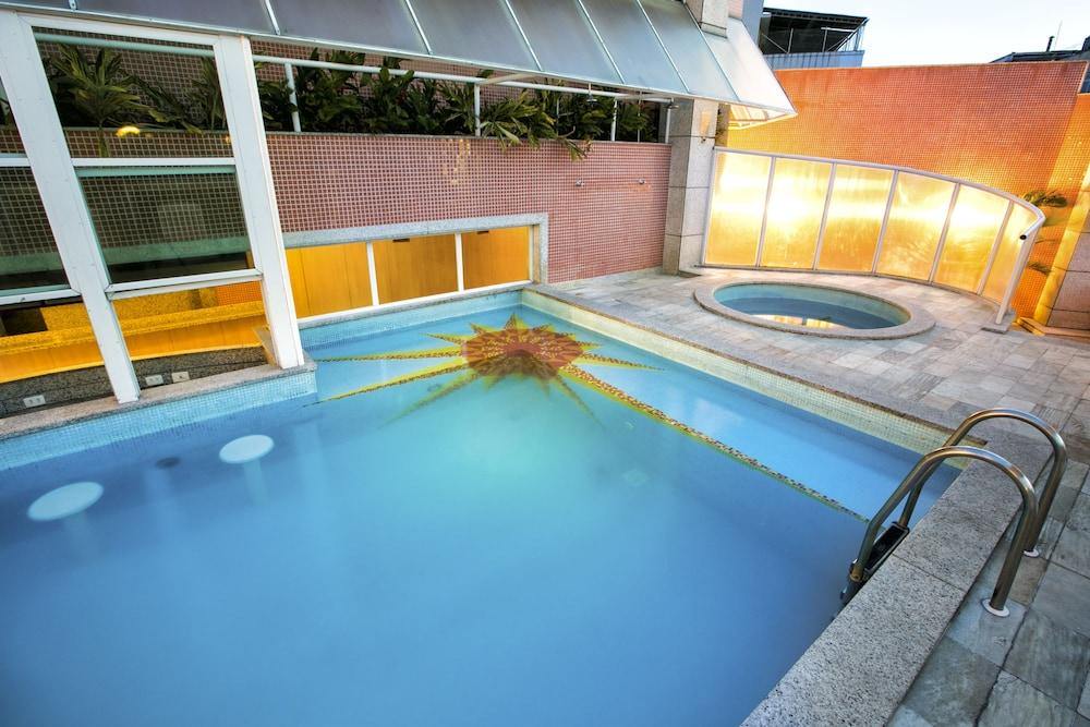 swimming pool spa