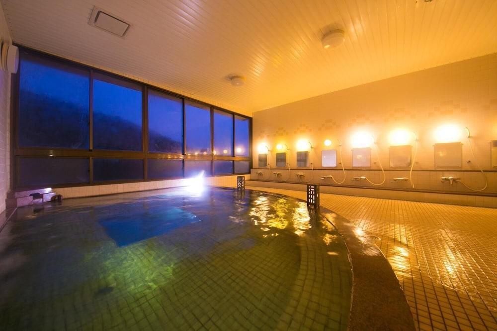 swimming pool spa