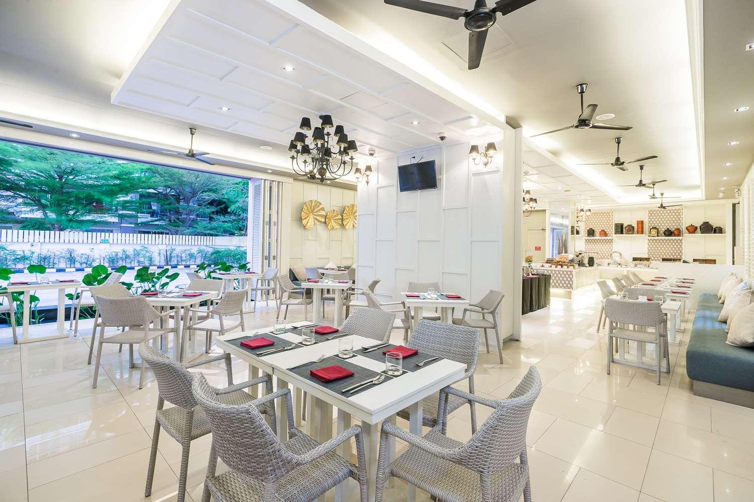 restaurant cafeteria