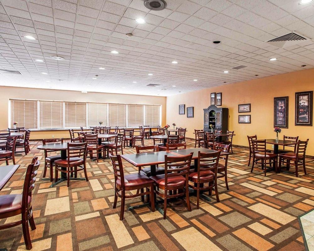 restaurant-cafeteria