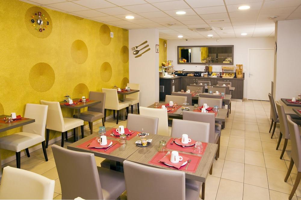 restaurant-cafeteria