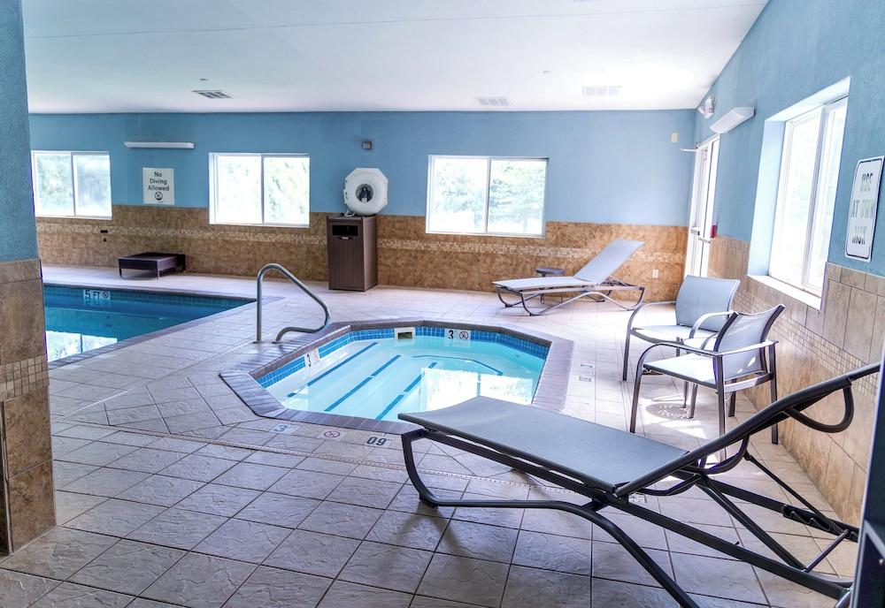 swimming pool spa
