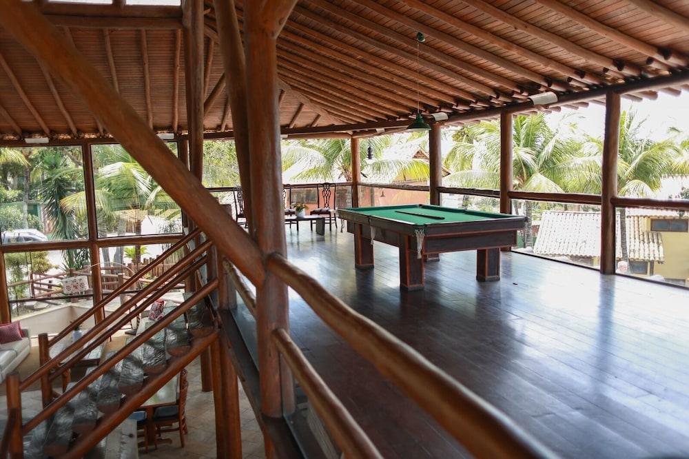 swimming pool spa