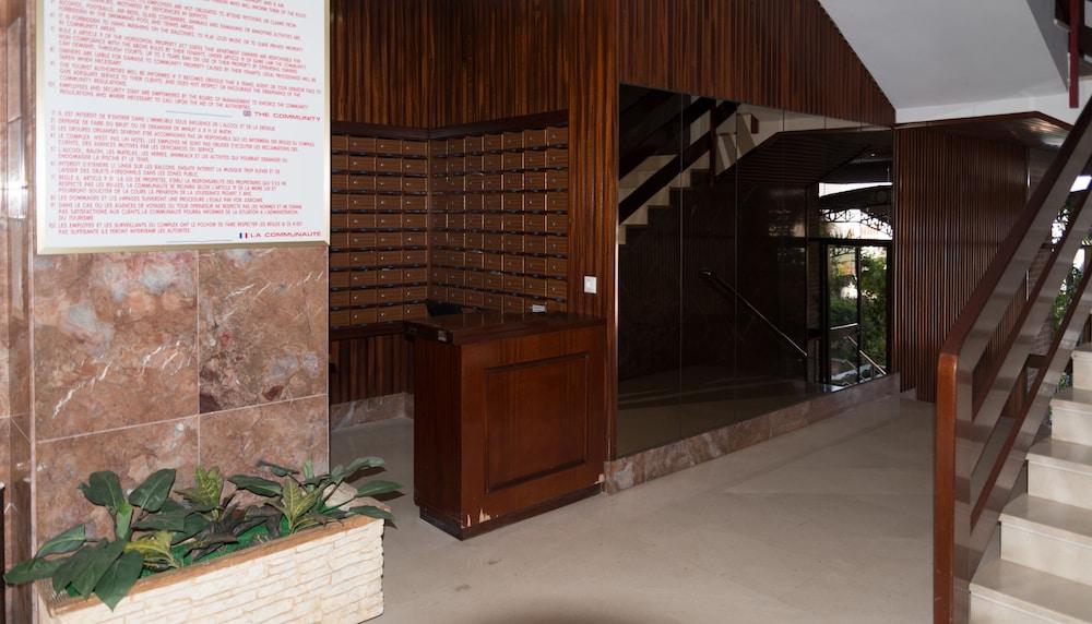 lobby