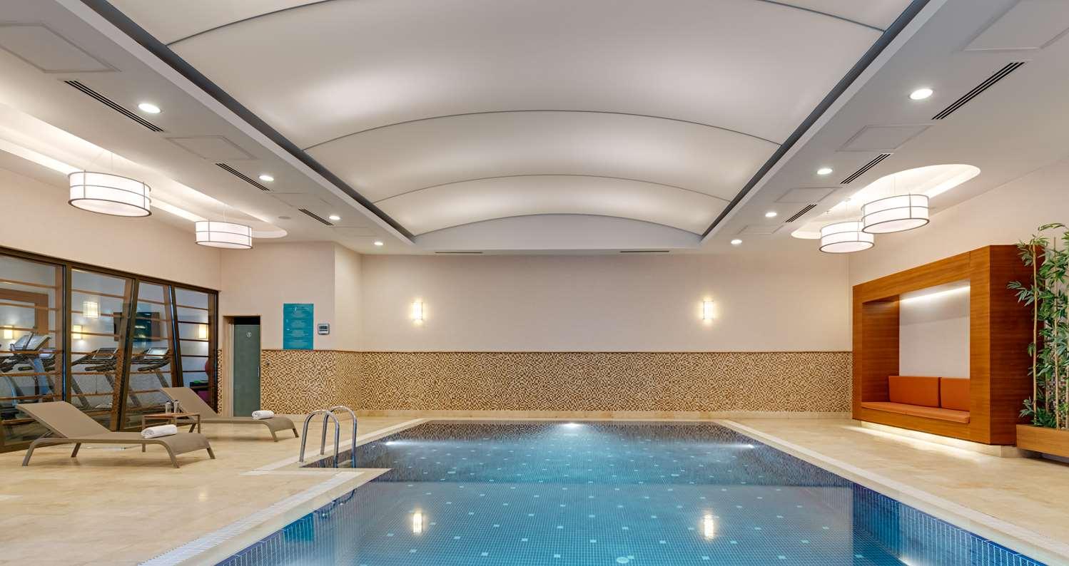 swimming pool spa