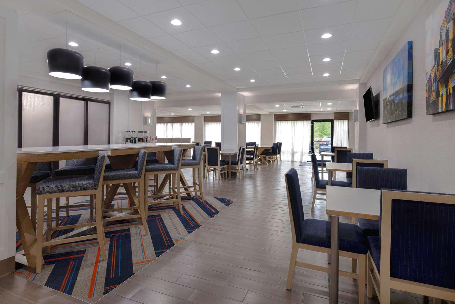 restaurant cafeteria
