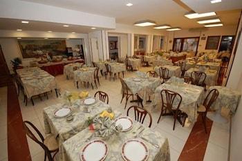 restaurant-cafeteria