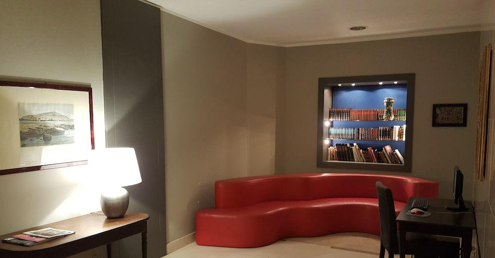 lounge