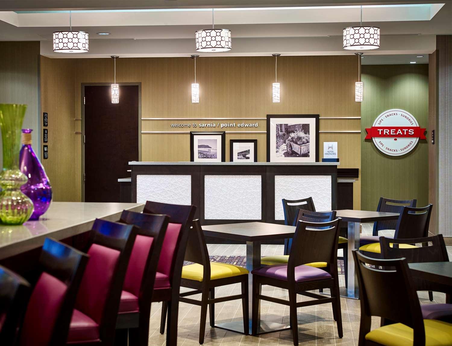 restaurant cafeteria