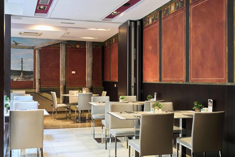 restaurant cafeteria