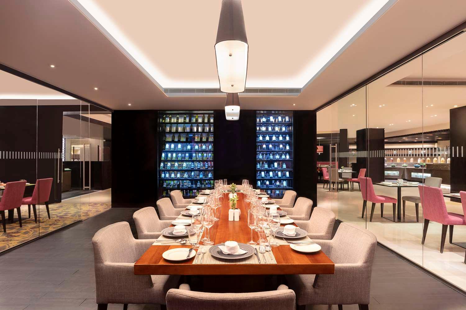 restaurant cafeteria