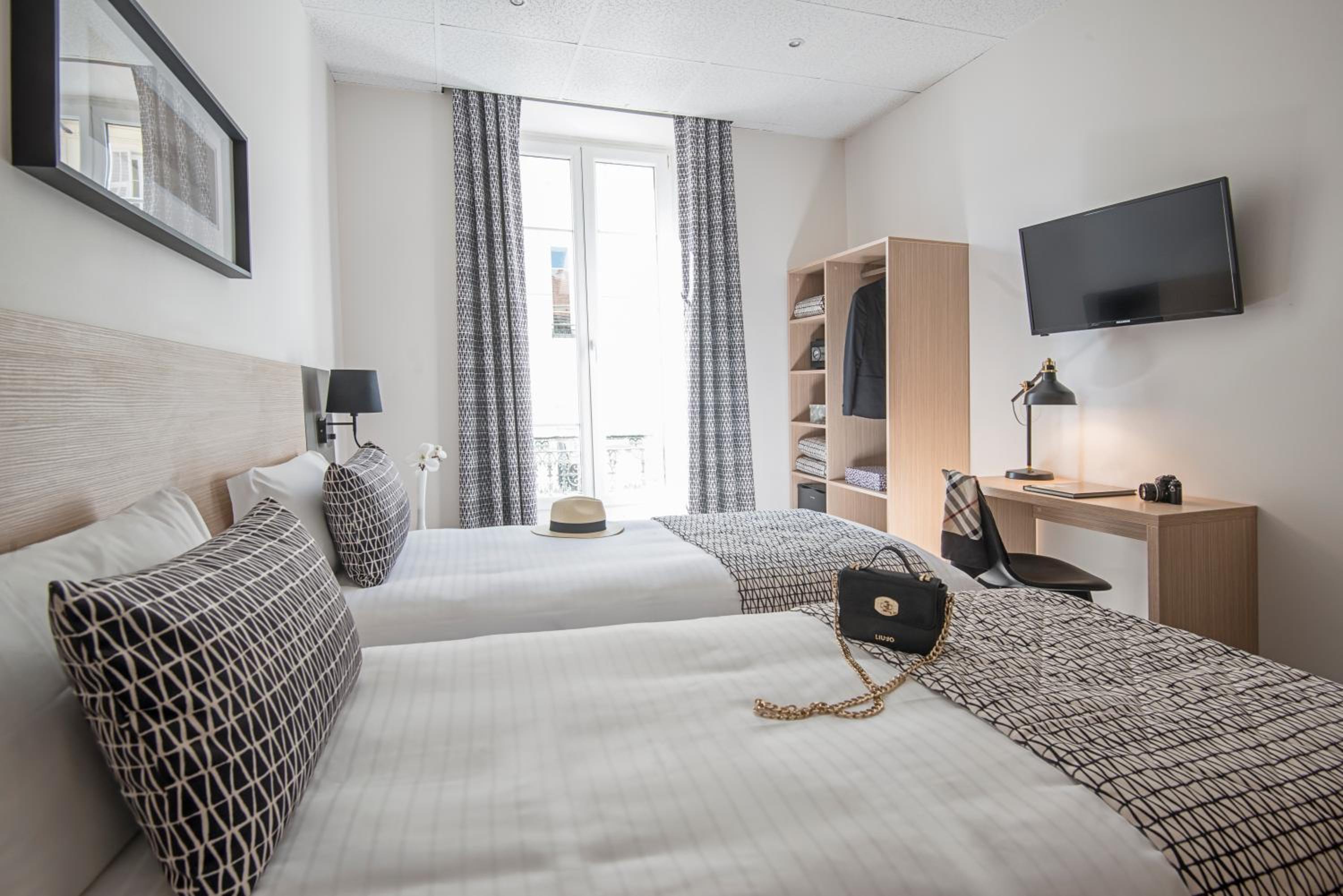 rooms