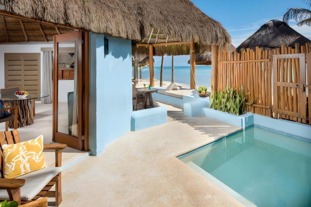 swimming pool spa