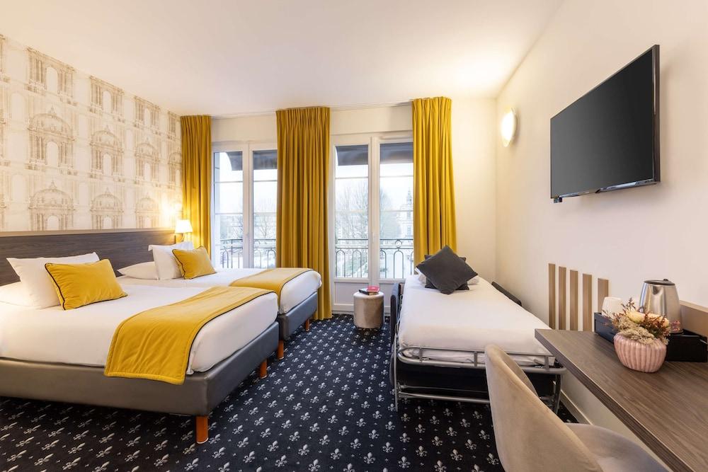 rooms