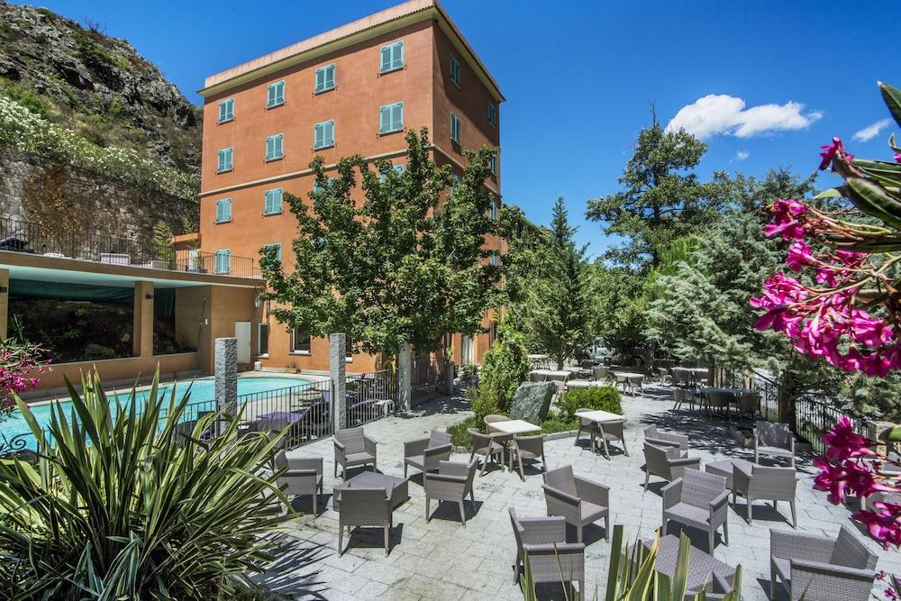 hotel