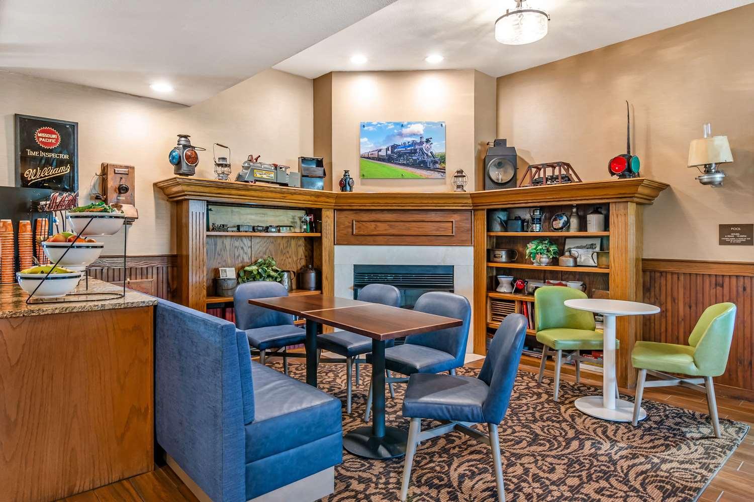 restaurant cafeteria