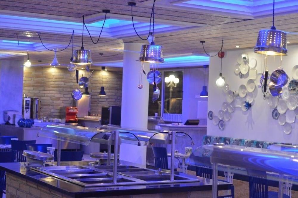 restaurant-cafeteria
