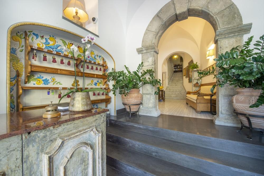 lobby