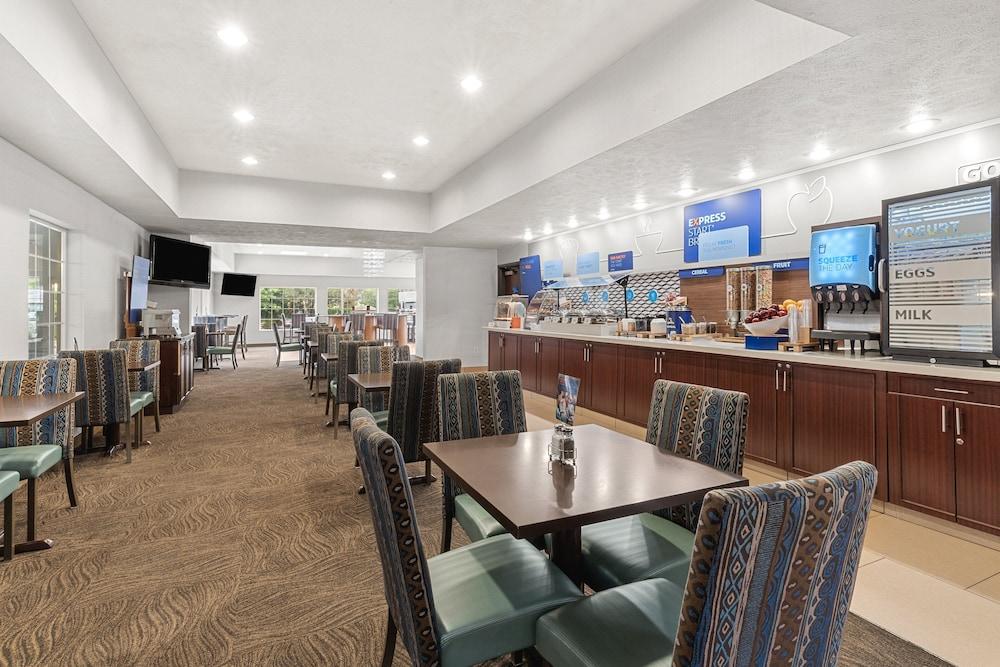 restaurant cafeteria