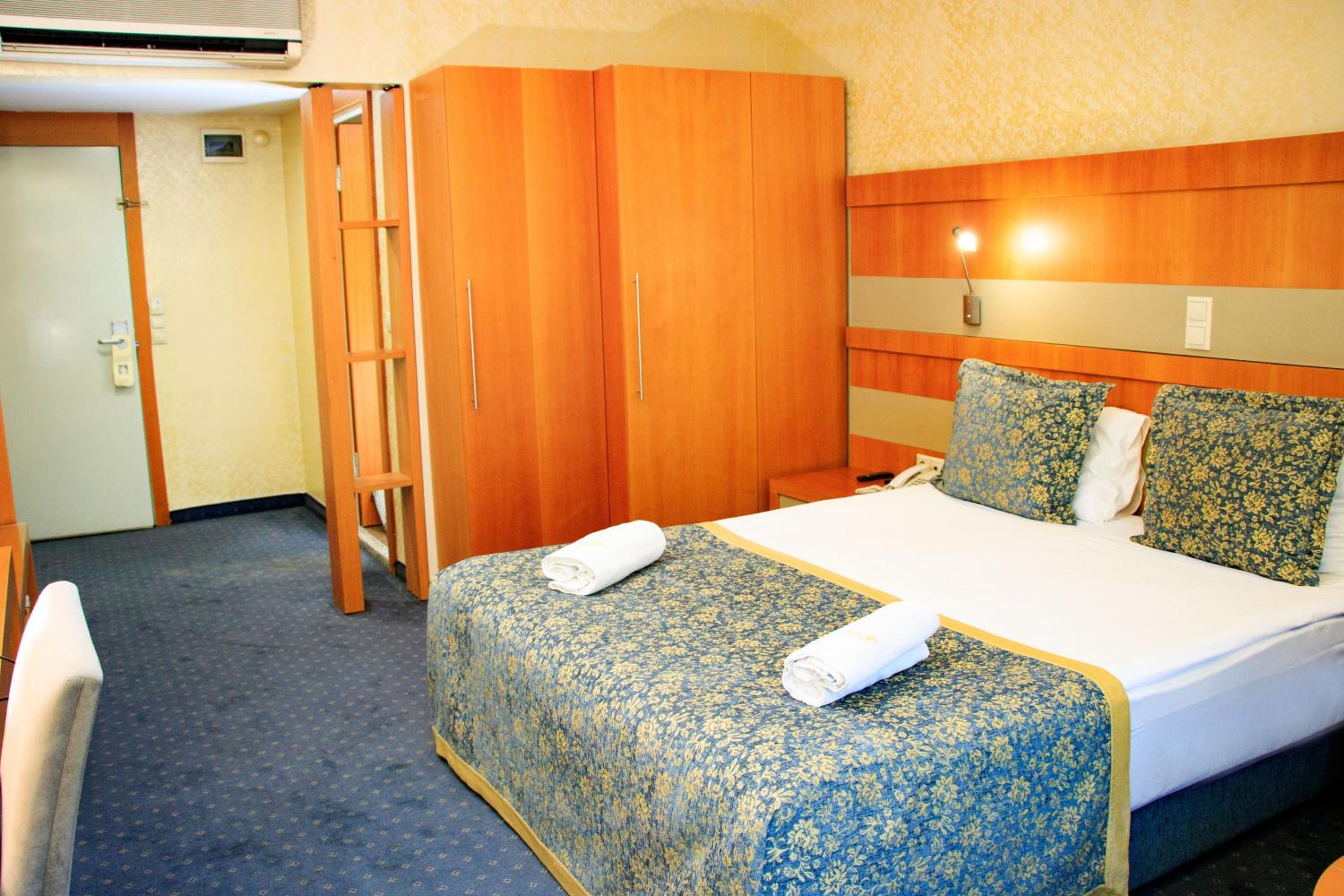 rooms
