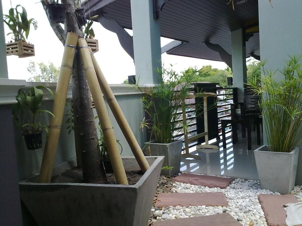 surroundings